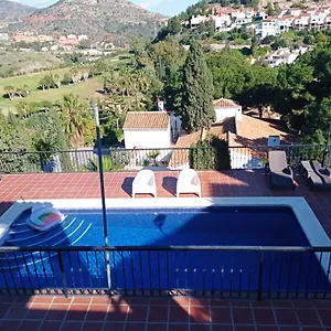 En Con Piscina Málaga